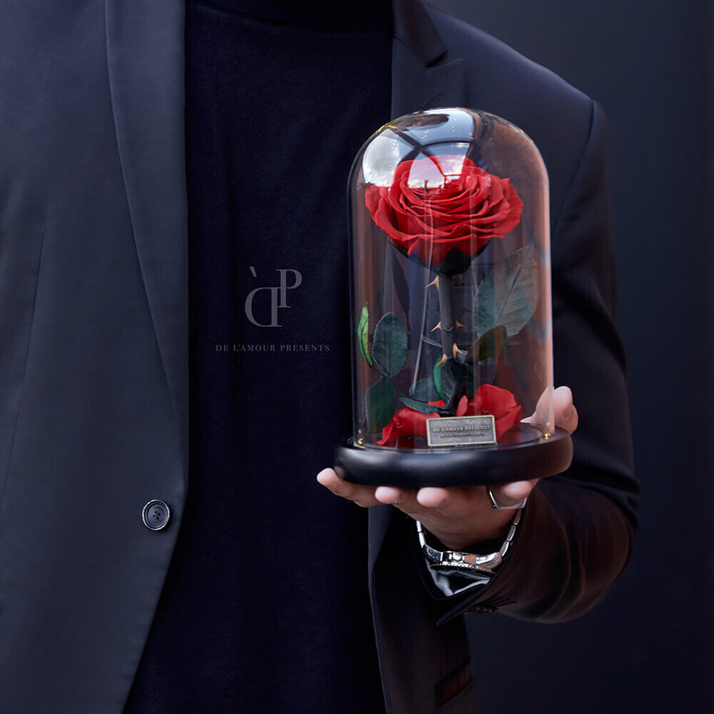 Rosa eterna real estabilizada en vidrio con iluminación LED